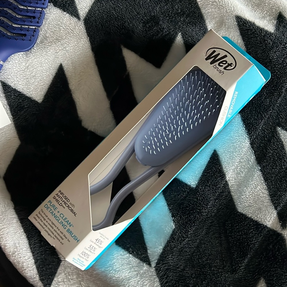 Wet Brush Detangler Brush